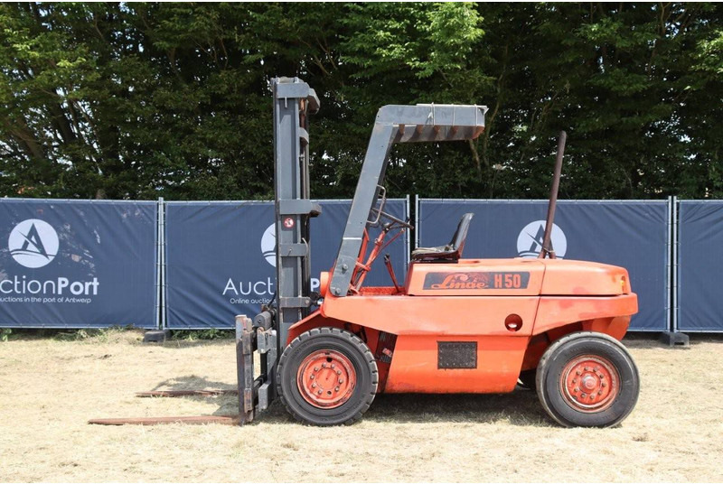Linde H50D - Dízel targonca: 2 kép. Linde H50D - Dízel targonca: 2 kép.