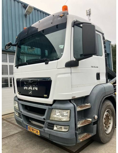 Horgos rakodó teherautó MAN TGS 35.440 8X4-4 BL: 6 kép.