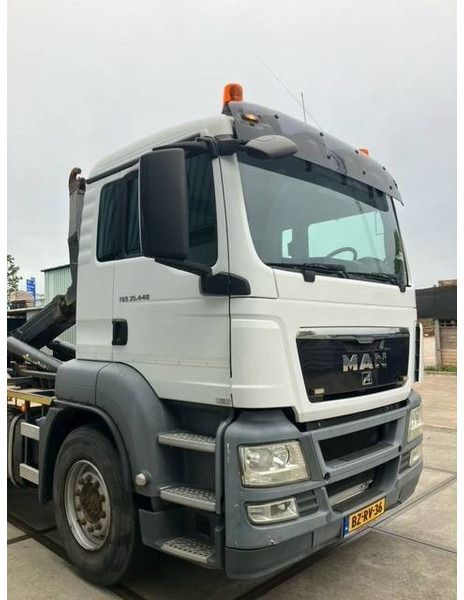 Horgos rakodó teherautó MAN TGS 35.440 8X4-4 BL: 16 kép.