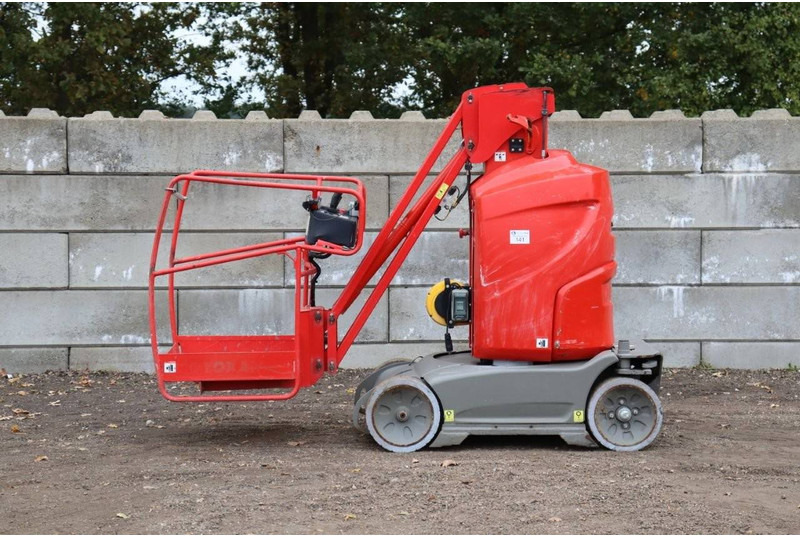 Manitou 100VJR - Emelő: 2 kép. Manitou 100VJR - Emelő: 2 kép.