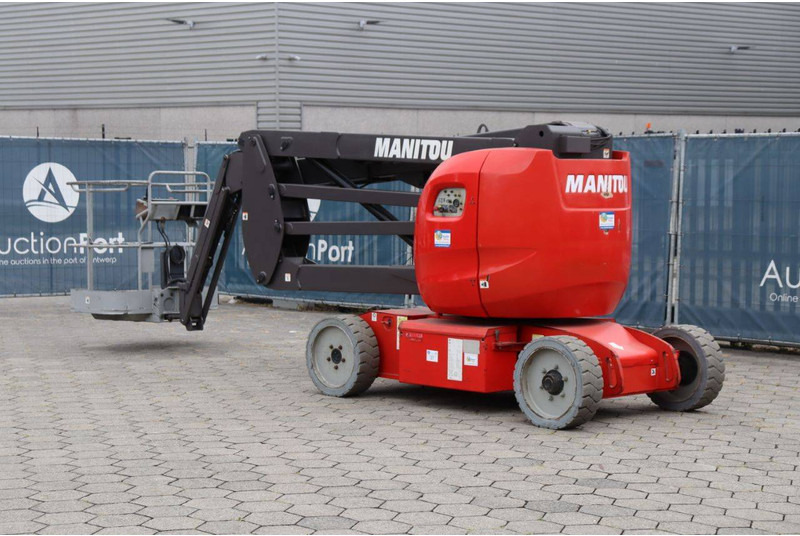 Manitou 150 AETJ Compact - Személyemelő: 4 kép. Manitou 150 AETJ Compact - Személyemelő: 4 kép.