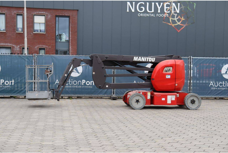 Manitou 150 AETJ Compact - Személyemelő: 1 kép. Manitou 150 AETJ Compact - Személyemelő: 1 kép.