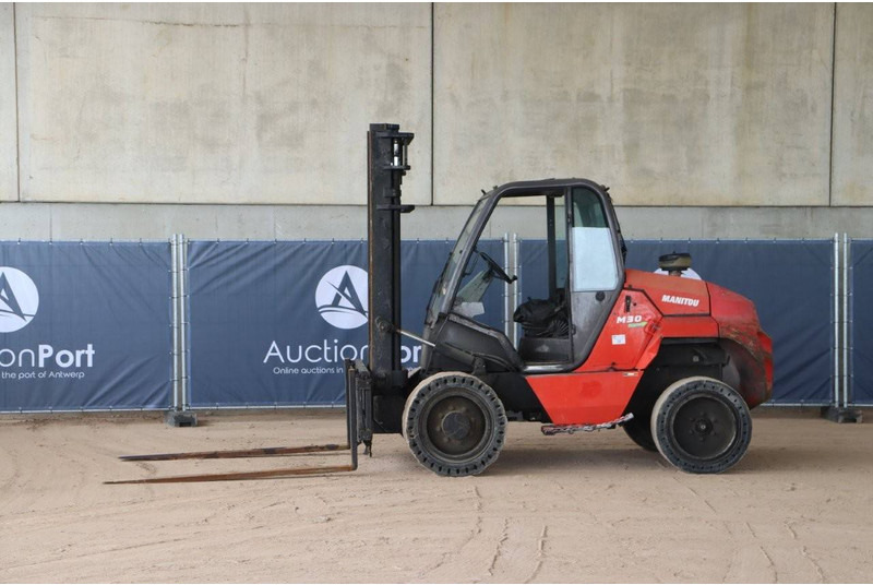 Manitou M 30-2 P ST3B S4 EU - Terepjáró képességű targoncá: 1 kép. Manitou M 30-2 P ST3B S4 EU - Terepjáró képességű targoncá: 1 kép.