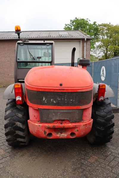 Manitou MLT 526 T - Teleszkópos rakodó: 4 kép. Manitou MLT 526 T - Teleszkópos rakodó: 4 kép.