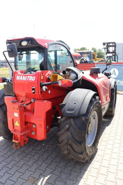 Manitou MLT 635 - Teleszkópos rakodó: 5 kép. Manitou MLT 635 - Teleszkópos rakodó: 5 kép.