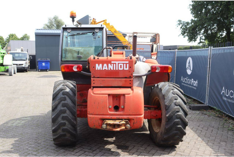 Manitou MT932-25 - Teleszkópos rakodó: 5 kép. Manitou MT932-25 - Teleszkópos rakodó: 5 kép.