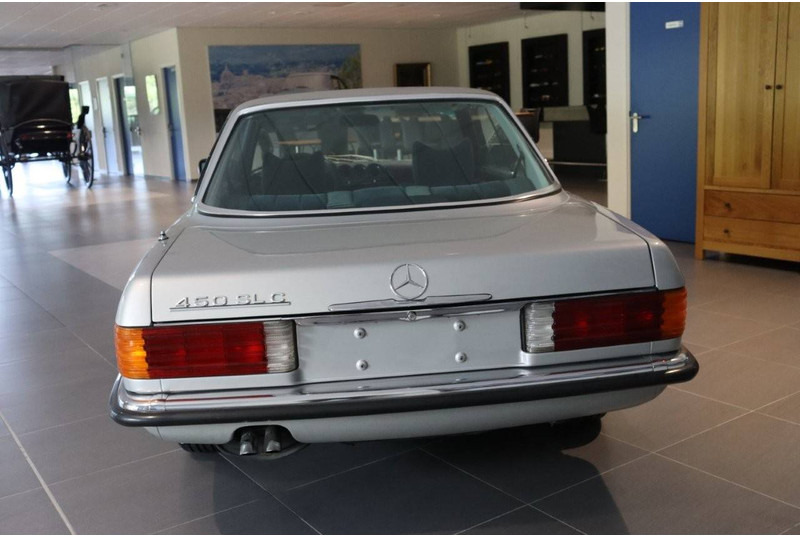Mercedes-Benz 400-serie 450 SLC - Szedán: 5 kép. Mercedes-Benz 400-serie 450 SLC - Szedán: 5 kép.