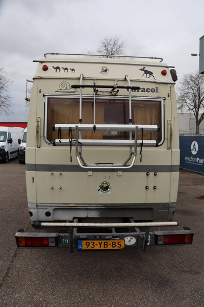 Mercedes-Benz 508D - Kempingautó: 5 kép. Mercedes-Benz 508D - Kempingautó: 5 kép.