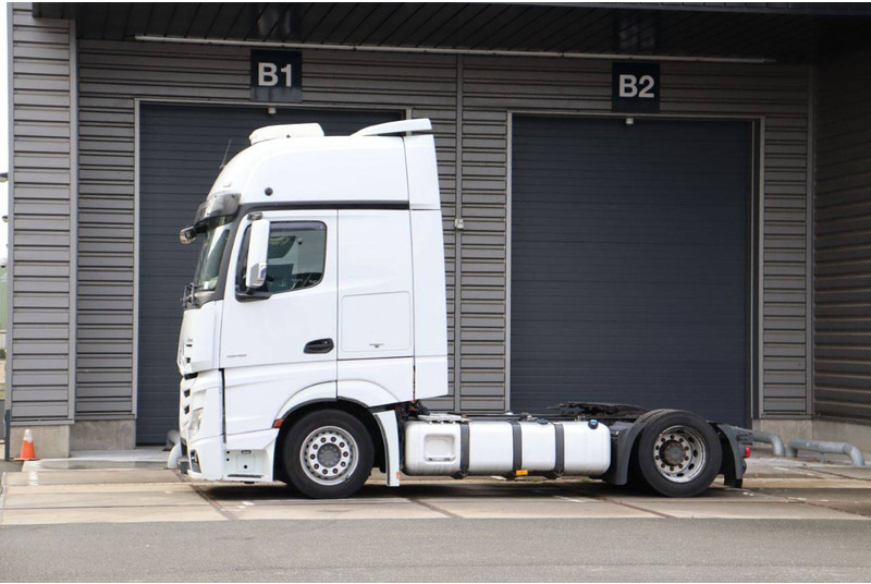 Mercedes-Benz ACTROS - Alvaz teherautó: 1 kép. Mercedes-Benz ACTROS - Alvaz teherautó: 1 kép.