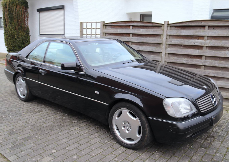 Mercedes-Benz CL-Klasse (W140 SEC evolution) _ 420 - Szedán: 2 kép. Mercedes-Benz CL-Klasse (W140 SEC evolution) _ 420 - Szedán: 2 kép.