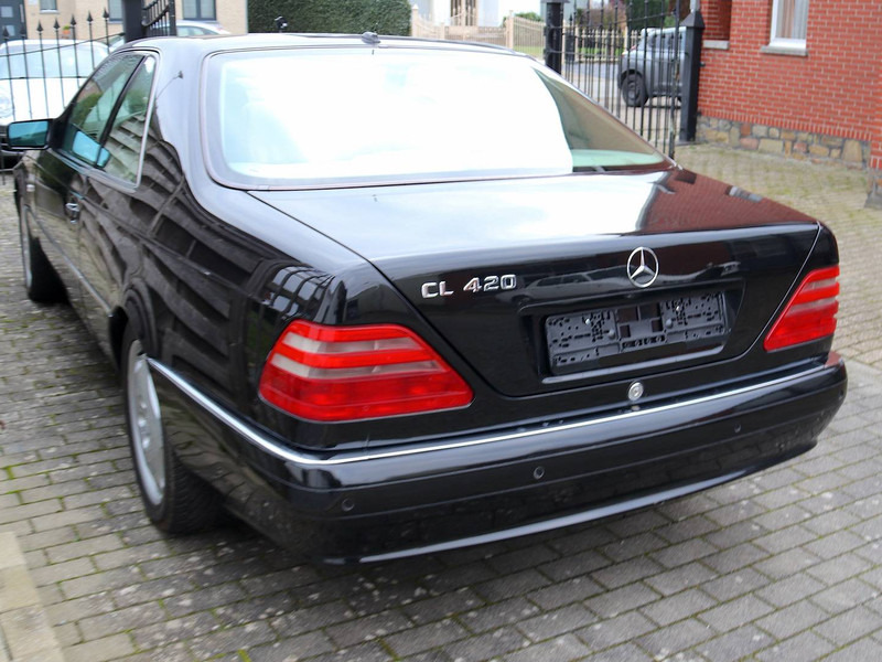 Mercedes-Benz CL-Klasse (W140 SEC evolution) _ 420 - Szedán: 3 kép. Mercedes-Benz CL-Klasse (W140 SEC evolution) _ 420 - Szedán: 3 kép.