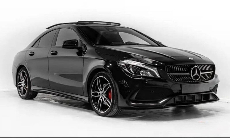 Mercedes-Benz CLA-Klasse (C117 - update) 180 Automatic - Szedán: 4 kép. Mercedes-Benz CLA-Klasse (C117 - update) 180 Automatic - Szedán: 4 kép.