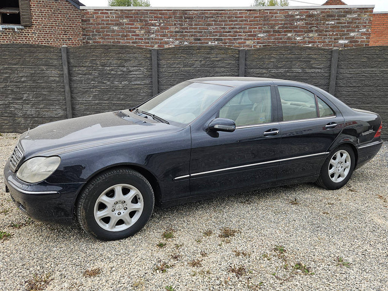 Mercedes-Benz S-Klasse 320 CDI - Szedán: 2 kép. Mercedes-Benz S-Klasse 320 CDI - Szedán: 2 kép.