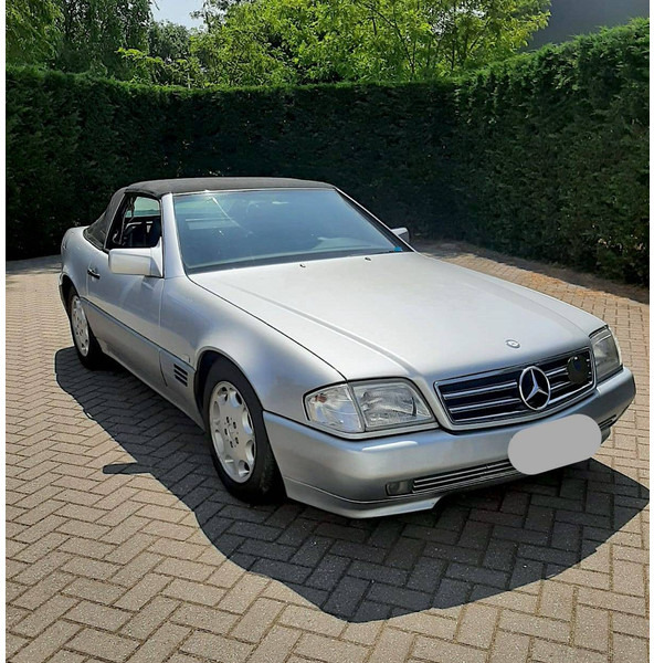 Mercedes-Benz SL-Klasse (R129) _ 300 -24 - Szedán: 5 kép. Mercedes-Benz SL-Klasse (R129) _ 300 -24 - Szedán: 5 kép.