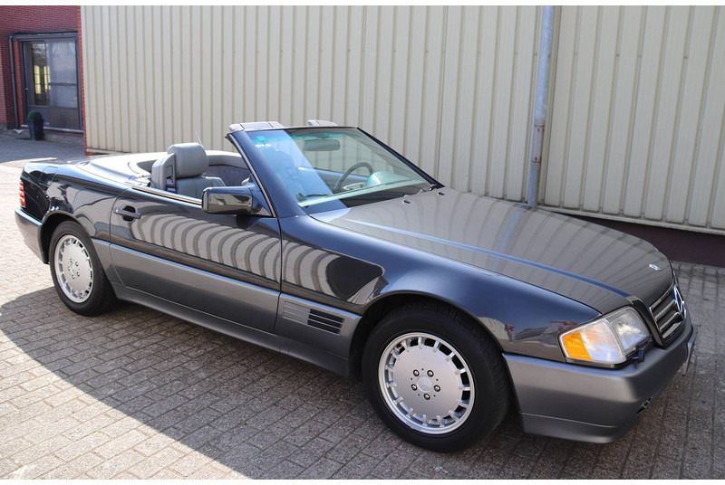 Mercedes-Benz SL-Klasse (R129) _ 500 - Szedán: 3 kép. Mercedes-Benz SL-Klasse (R129) _ 500 - Szedán: 3 kép.