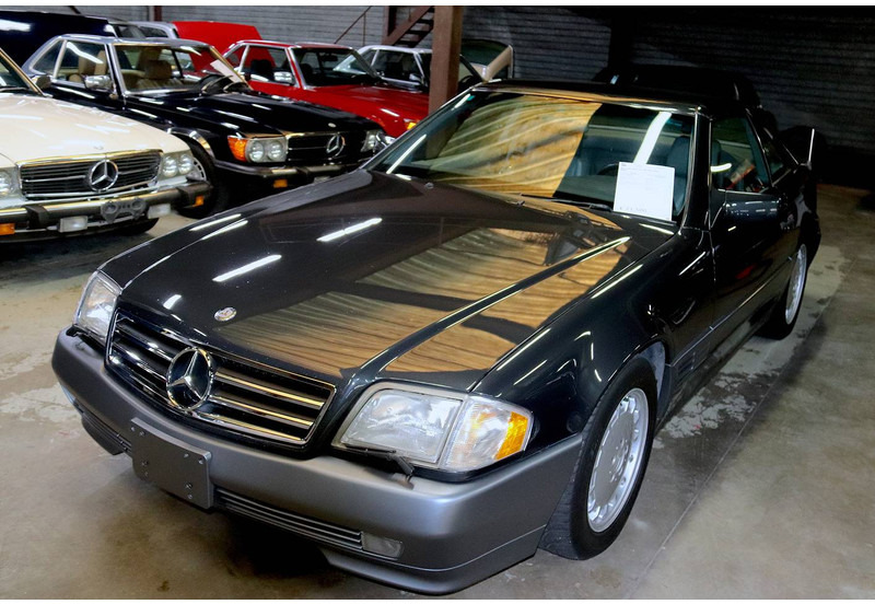 Mercedes-Benz SL-Klasse (R129) _ 500 - Szedán: 1 kép. Mercedes-Benz SL-Klasse (R129) _ 500 - Szedán: 1 kép.