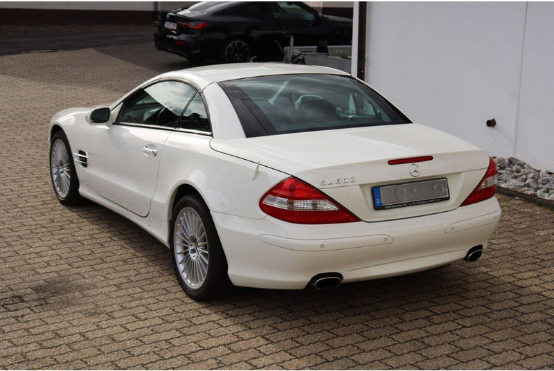 Mercedes-Benz SL600 - Autó: 4 kép. Mercedes-Benz SL600 - Autó: 4 kép.