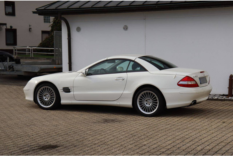 Mercedes-Benz SL600 - Autó: 3 kép. Mercedes-Benz SL600 - Autó: 3 kép.