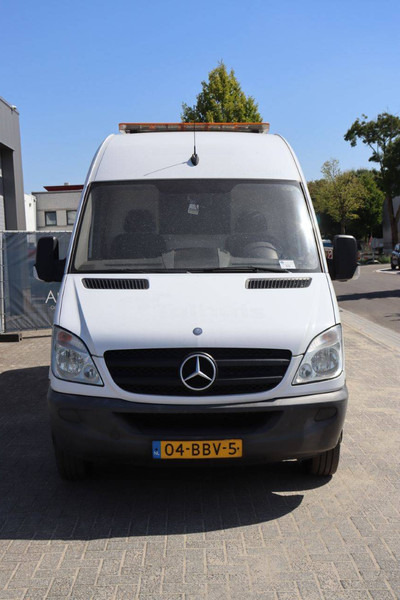 Furgon Mercedes-Benz Sprinter: 8 kép.