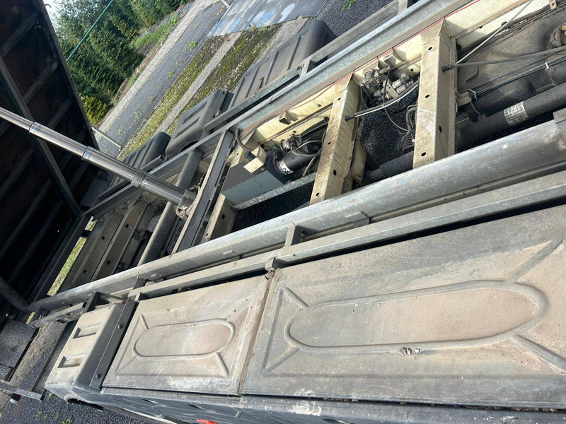 Mercedes-Benz Sprinter (I - update) CDI - Billenőplatós kisteherautó: 4 kép. Mercedes-Benz Sprinter (I - update) CDI - Billenőplatós kisteherautó: 4 kép.