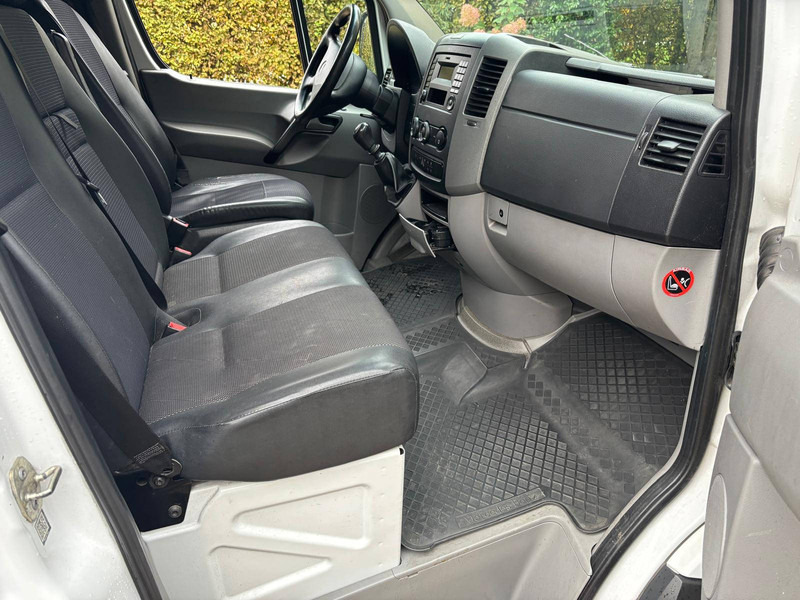 Mercedes-Benz Sprinter (II - update) 316 CDI - Furgon: 2 kép. Mercedes-Benz Sprinter (II - update) 316 CDI - Furgon: 2 kép.