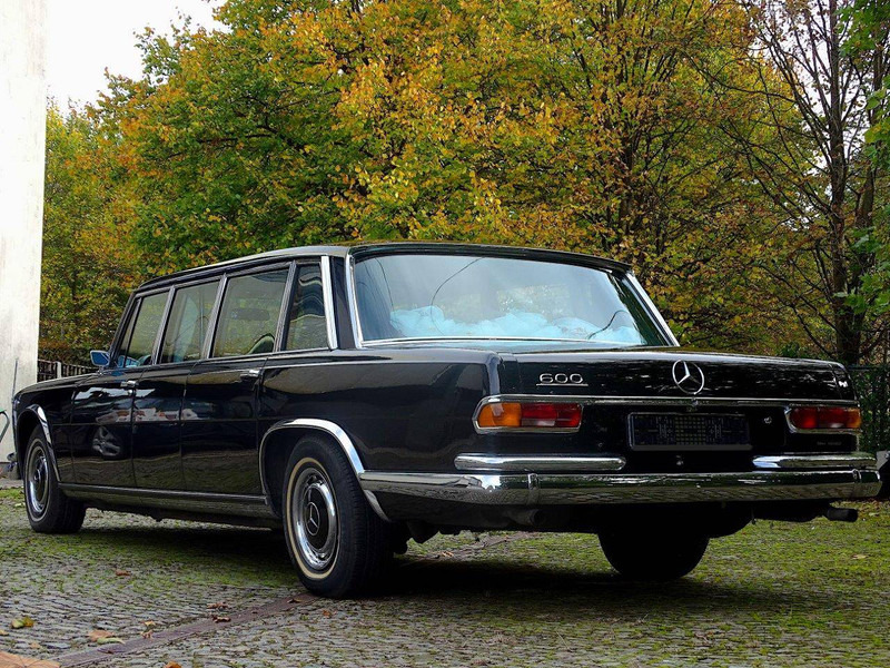 Mercedes-Benz (W100) _ 600 Pullman - Szedán: 3 kép. Mercedes-Benz (W100) _ 600 Pullman - Szedán: 3 kép.