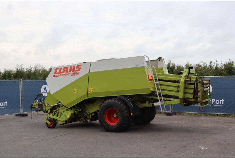 Claas Quadrant 2200 - Mezőgazdasági gépek: 5 kép. Claas Quadrant 2200 - Mezőgazdasági gépek: 5 kép.