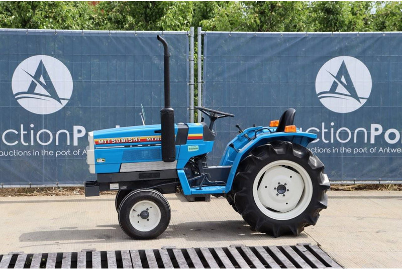 Mitsubishi MT1601 - Traktor: 1 kép. Mitsubishi MT1601 - Traktor: 1 kép.