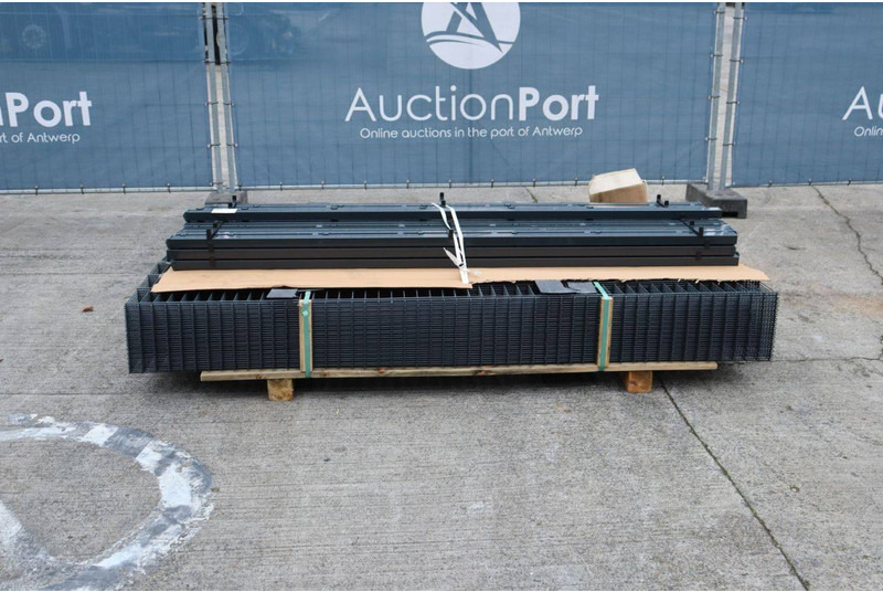 ModelX - Akkumulátor: 2 kép. ModelX - Akkumulátor: 2 kép.