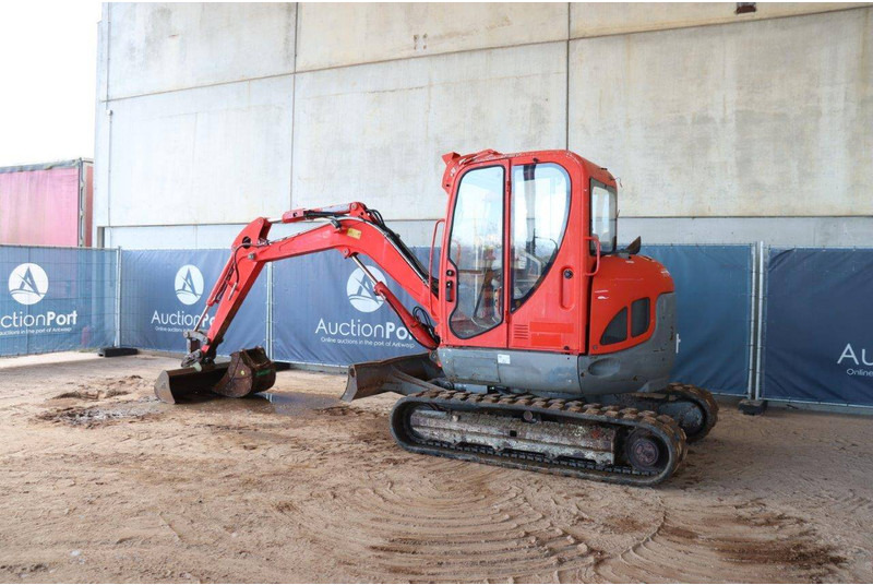 Neuson 50Z3 - Minikotró: 3 kép. Neuson 50Z3 - Minikotró: 3 kép.