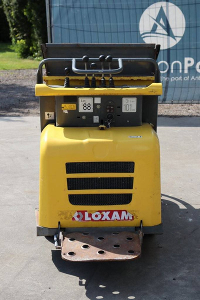 Neuson DT08PL - Minidömper: 4 kép. Neuson DT08PL - Minidömper: 4 kép.