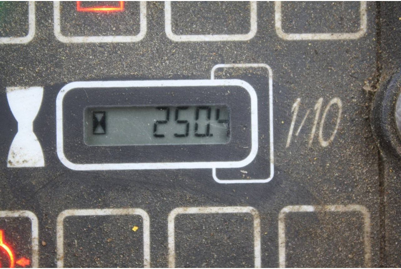 Neuson RTSC3 - Talajtömörítő: 5 kép. Neuson RTSC3 - Talajtömörítő: 5 kép.