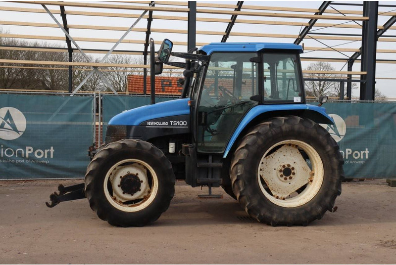 New Holland TS100 - Traktor: 1 kép. New Holland TS100 - Traktor: 1 kép.