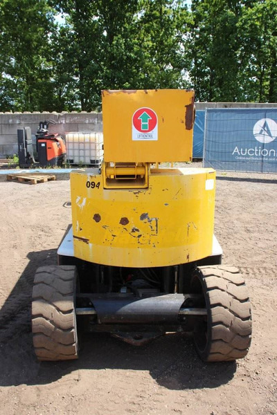 Niftylift HR 15 NDE - Személyemelő: 4 kép. Niftylift HR 15 NDE - Személyemelő: 4 kép.