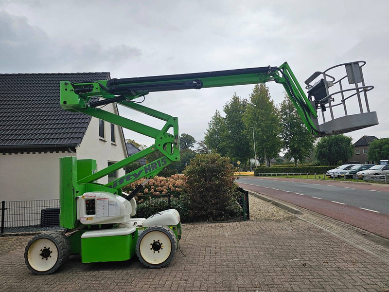 Niftylift HR15NDE - Személyemelő: 3 kép. Niftylift HR15NDE - Személyemelő: 3 kép.