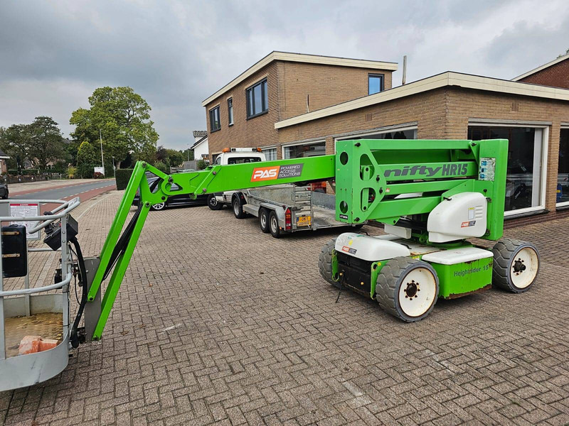 Niftylift HR15NDE - Személyemelő: 1 kép. Niftylift HR15NDE - Személyemelő: 1 kép.