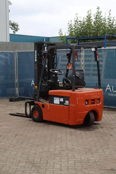 Nissan HX1L15HQ - Elektromos targonca: 4 kép. Nissan HX1L15HQ - Elektromos targonca: 4 kép.