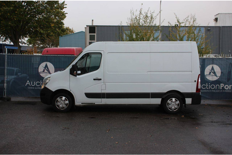 Nissan NV400 - Furgon: 2 kép. Nissan NV400 - Furgon: 2 kép.
