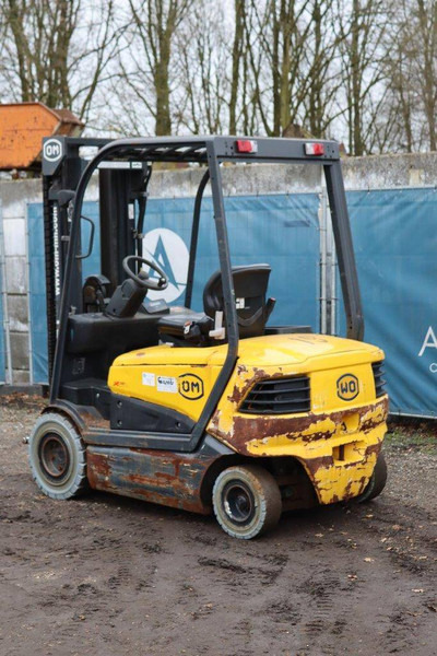 OM Carrelli XE 25 - Elektromos targonca: 4 kép. OM Carrelli XE 25 - Elektromos targonca: 4 kép.