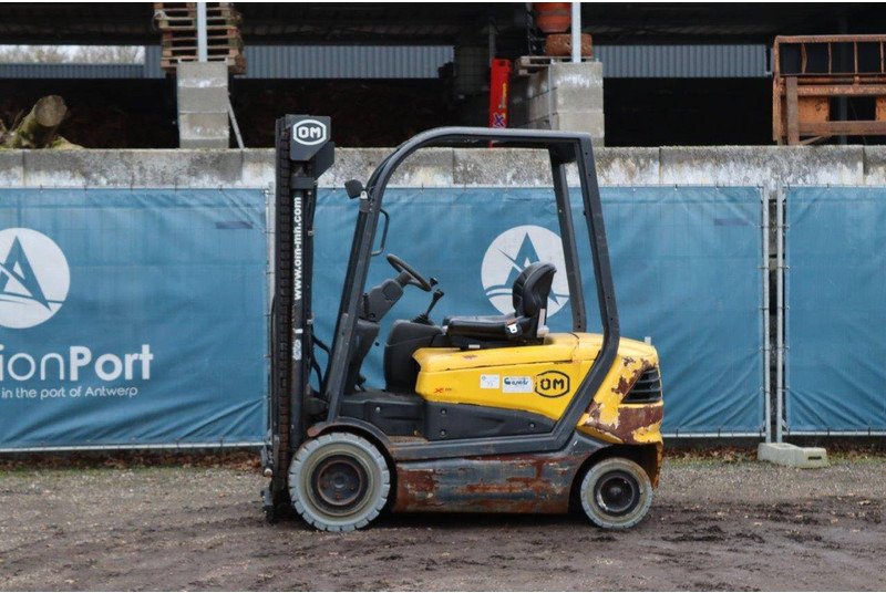 OM Carrelli XE 25 - Elektromos targonca: 1 kép. OM Carrelli XE 25 - Elektromos targonca: 1 kép.