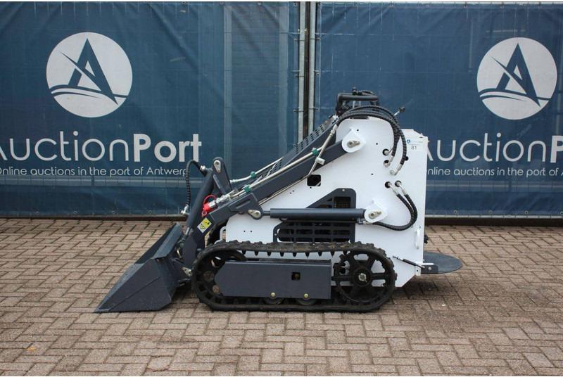 Onbekend - Lánctalpas homlokrakodó: 2 kép. Onbekend - Lánctalpas homlokrakodó: 2 kép.