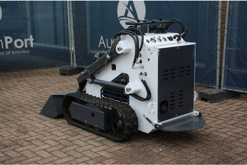 Onbekend - Lánctalpas homlokrakodó: 3 kép. Onbekend - Lánctalpas homlokrakodó: 3 kép.