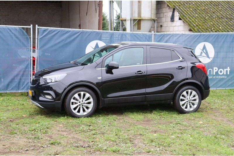 Opel Mokka X - Szedán: 1 kép. Opel Mokka X - Szedán: 1 kép.
