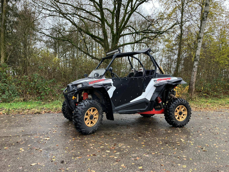 POLARIS RANGER RZR XP 1000 - Golfkocsi: 1 kép. POLARIS RANGER RZR XP 1000 - Golfkocsi: 1 kép.