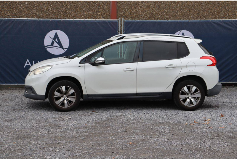 Peugeot 2008 - Szedán: 2 kép. Peugeot 2008 - Szedán: 2 kép.