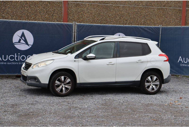 Peugeot 2008 - Szedán: 1 kép. Peugeot 2008 - Szedán: 1 kép.