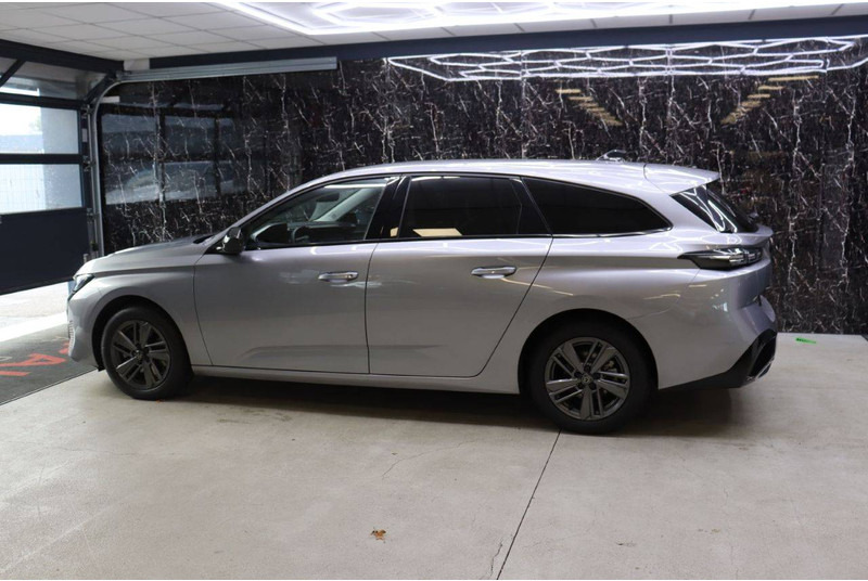Peugeot 308 SW - Autó: 3 kép. Peugeot 308 SW - Autó: 3 kép.