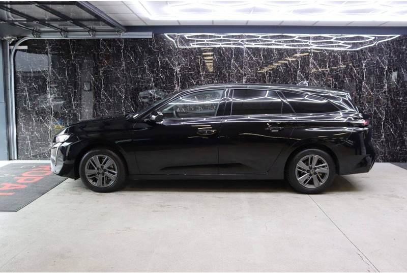 Peugeot 308 SW - Autó: 2 kép. Peugeot 308 SW - Autó: 2 kép.