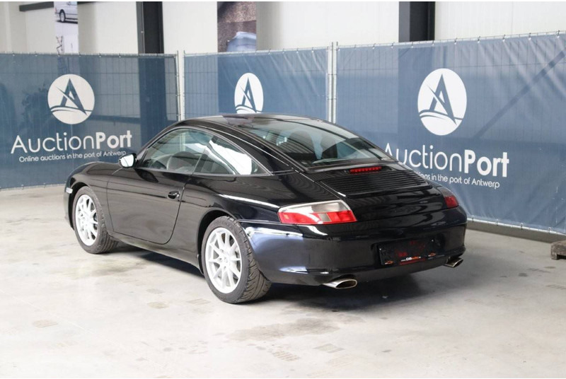 Porsche 911 996 Targa 3.6i Tiptronic - Szedán: 4 kép. Porsche 911 996 Targa 3.6i Tiptronic - Szedán: 4 kép.