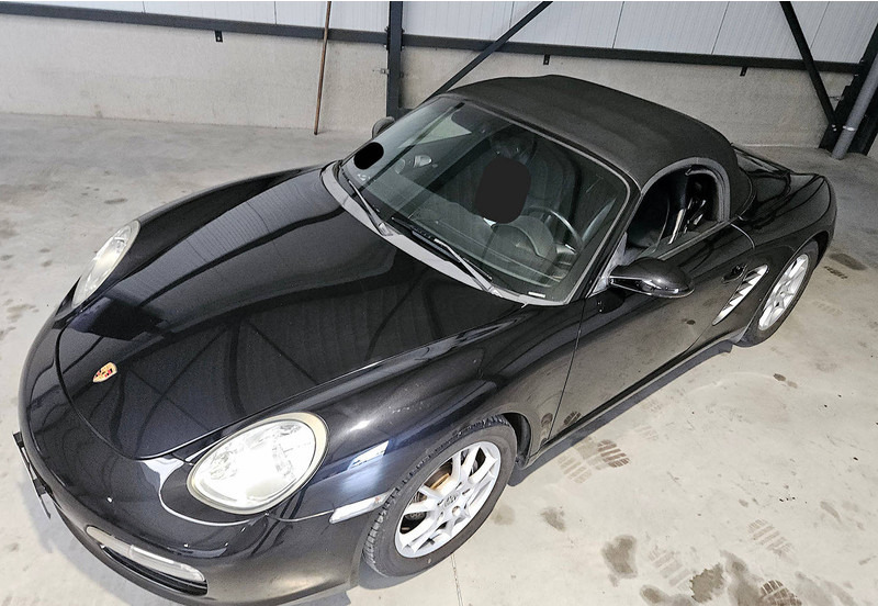 Porsche Boxster (987) - Autó: 3 kép. Porsche Boxster (987) - Autó: 3 kép.